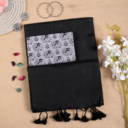 Attractive Black Plain Saree with Doll Print Blouse