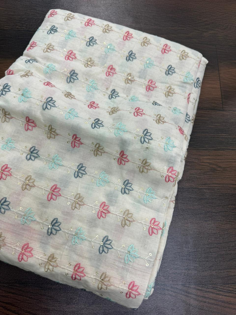 GREEN COLOUR TRADITIONAL LOOKING KHADI COTTON SAREE