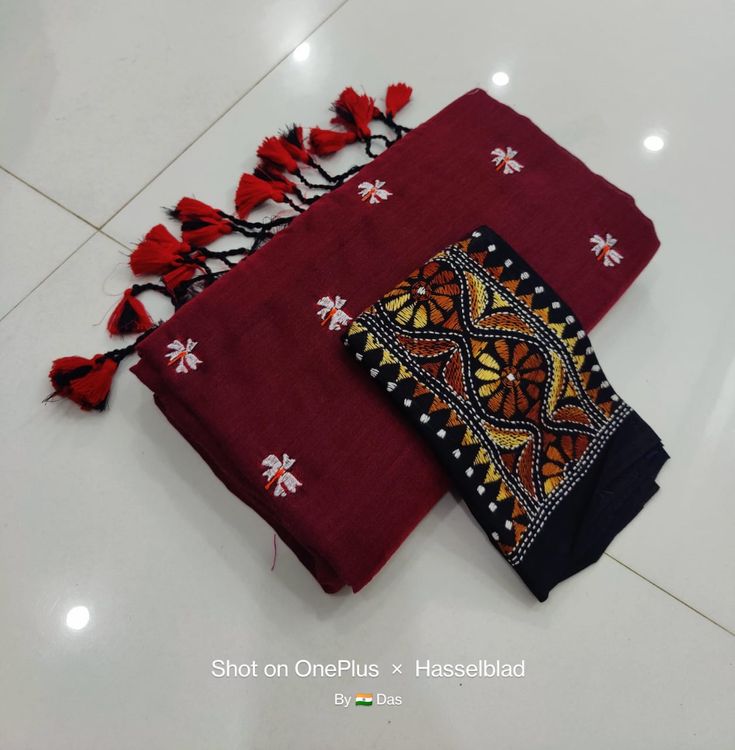 Looking Red Cotton Soft Silk Saree