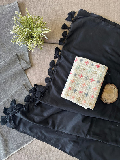 BLACK COLOUR TRADITIONAL LOOKING KHADI COTTON SAREE