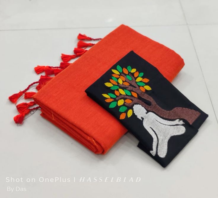 Looking chre orange Cotton Soft Silk Saree