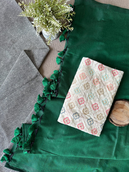 GREEN COLOUR TRADITIONAL LOOKING KHADI COTTON SAREE